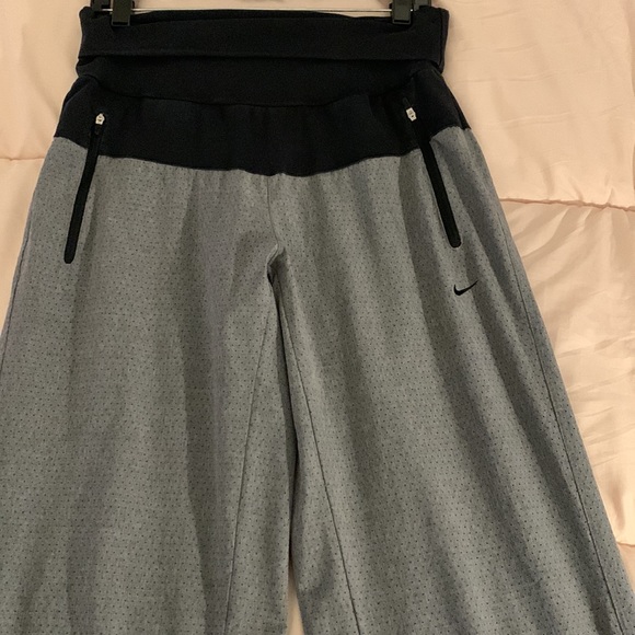Nike track pants , size Medium Grey and Black - Picture 9 of 9